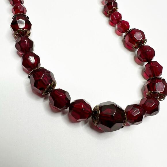 Vintage Red Beaded Necklace Wine Beads Scarlet Red Beads - Picture 8 of 10